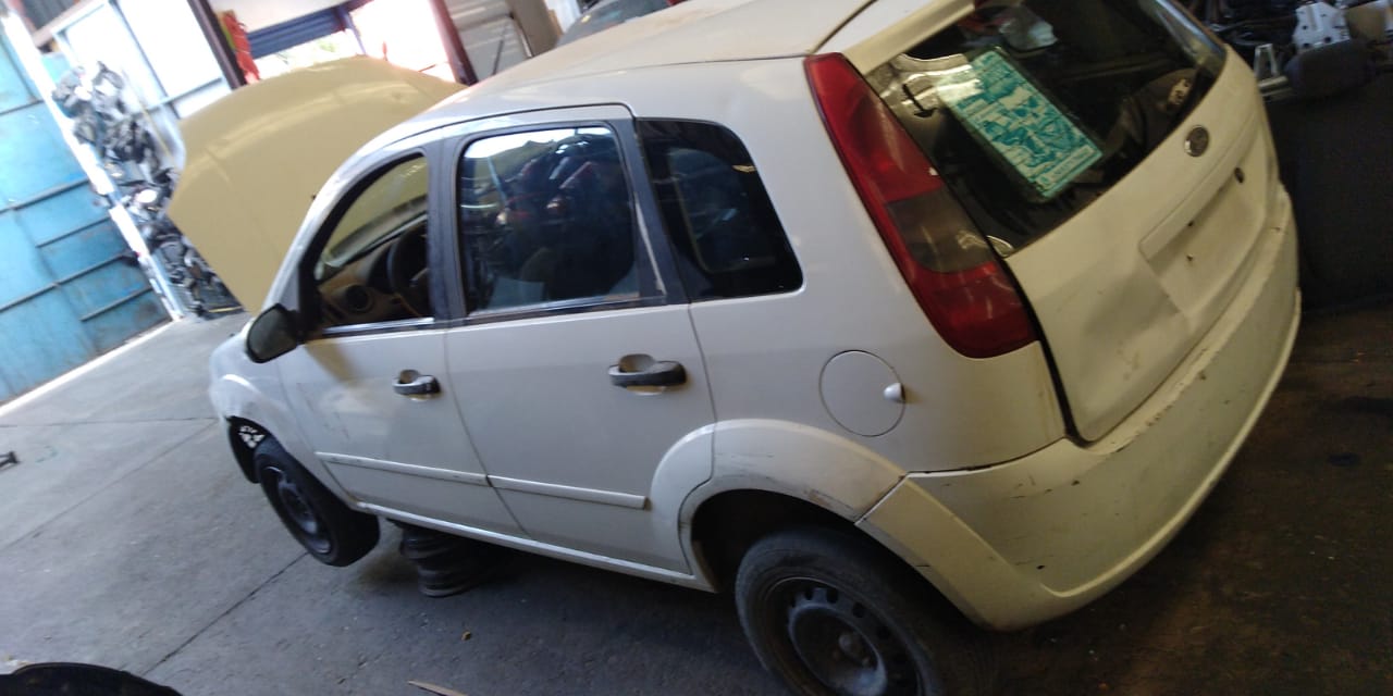  Ford FIESTA 2006    EN DESARME